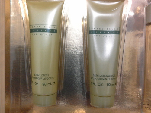 Imagen 2 de 5 de Perfume Perry Ellis Reserve Set De Regalo Para Damas