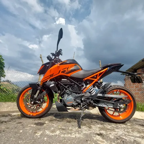 Ktm Duque 200ng Modelo 2024 Abs 5.800km Con Garantia