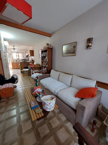 Imagen 4 de 14 de Casa En Venta Cond En Castelar Sur