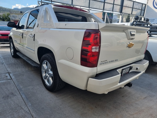 Imagen 4 de 11 de Chevrolet Avalanche Black Diamond 2013