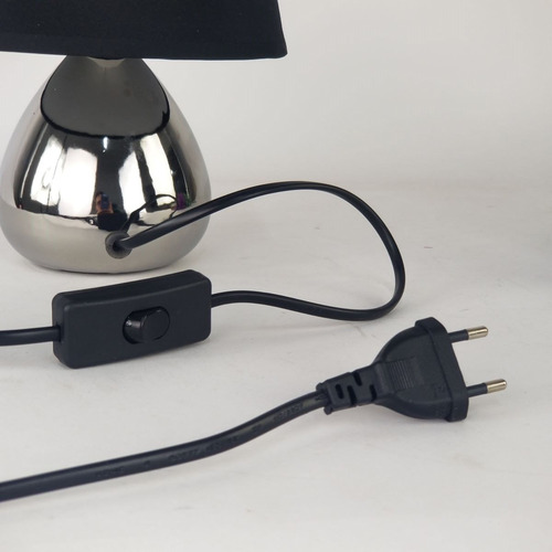 Abajur De Quarto Prata E Cúpula Preta - Luminária De Mesa Cúpula Prateado Estrutura Prateado