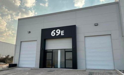 Bodega En Venta En Parque Industrial Sobre Paseo Centenario Para Inversión Con Inquilino