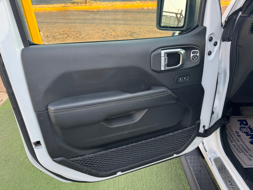 Jeep Wrangler 3.6 Unlimited Sahara 4x4 At