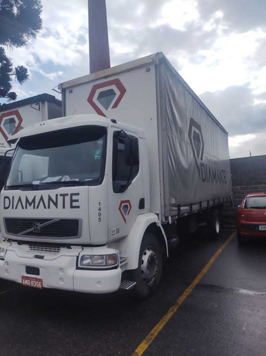 Imagem 1 de 10 de Volvo Vm 17-240