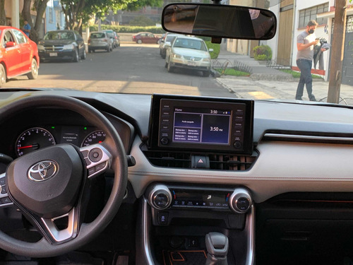 Imagen 9 de 14 de Toyota Rav4 2020 2.5 Xle 4wd At 204 Hp