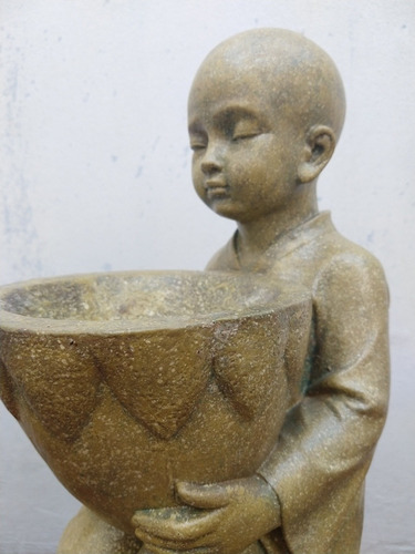 Estatua Monje Hindú Niño Símil Piedra (solo X Pedido)