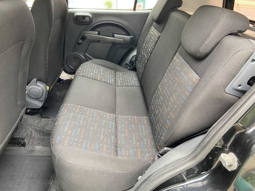 Fiat Uno Vivace 1.0 Celebration Completo