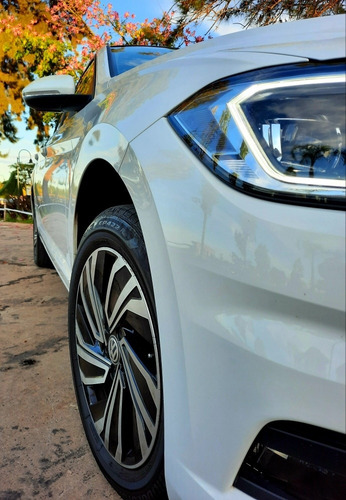 Volkswagen Vento Highline 250 Tsi At - Igual A 0km!