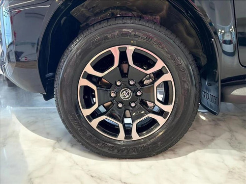Toyota Hilux 2.8 D-4D TURBO DIESEL CD SRV 4X4 AUTOMÁTICO