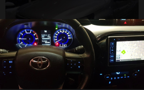 Toyota Hilux Pick-Up 2.8 Cd Srv 177cv 4x2