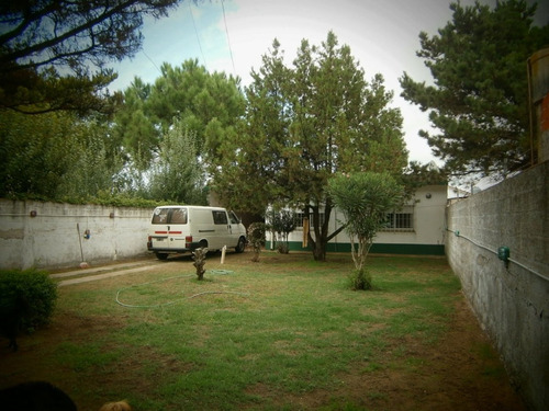 Imagen 4 de 19 de Garage Para 2 Autos!!! Casa/chalet Sola En Lote | Santa Teresita