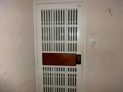 Imagen 11 de 12 de Apartamento Barato En Alquiler En Tierra Negra