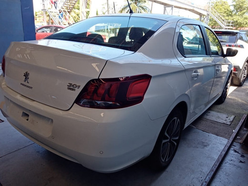 Peugeot 301 Allure 2021