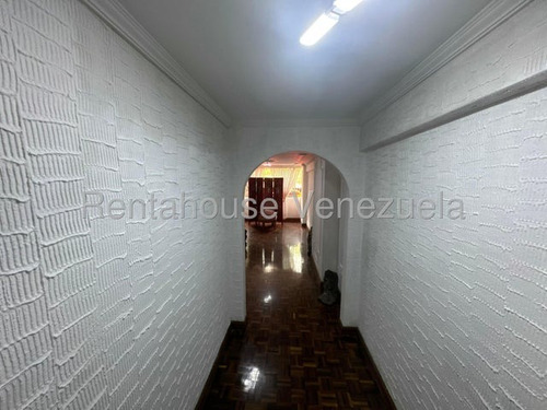 Amplio Y Cómodo Apartamento En Santa Fe Norte #24-26154
