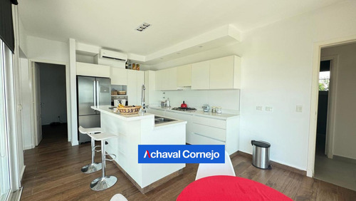 Casa En Puertos, Muelles Con Increíble Vista Al Lago Central