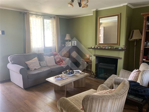 Imagen 4 de 19 de Casa En Venta De 4 Dorm. En La Reina