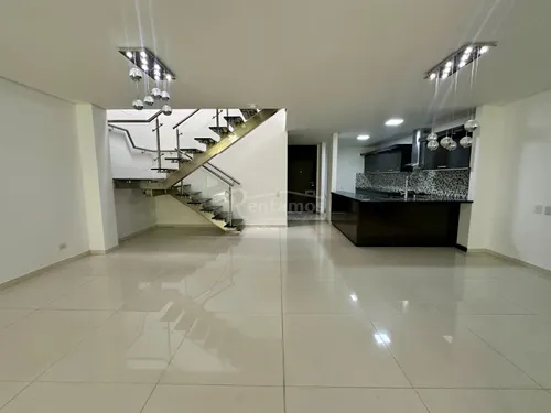 Casa En Arriendo En Tres Esquinas. Cod A775993