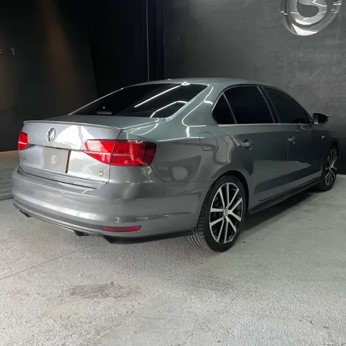 Volkswagen Jetta gli blindaje 2 plus