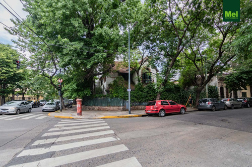 Local En Alquiler Tipo Casa En Esquina | Colegiales