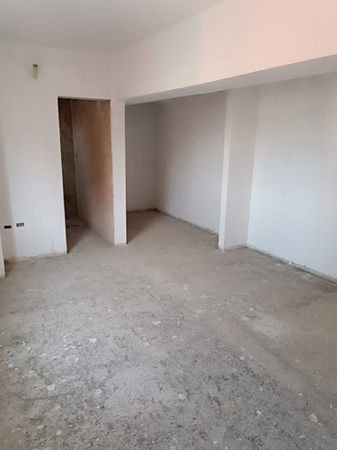 Rivero Bienes Raices Promociona Y Vende Apartamento En Obra Gris En La Urb. El Bosque