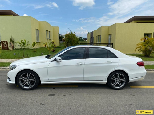 Mercedes Benz E200