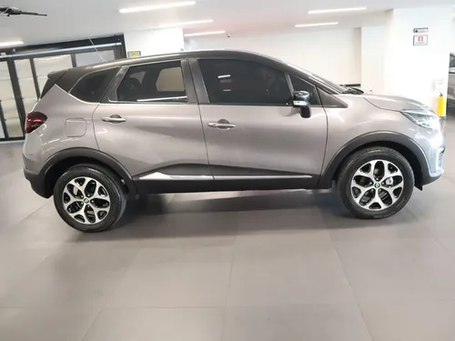 Renault Captur 2.0 Intens Automática