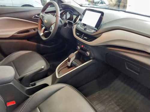 Imagen 8 de 11 de Chevrolet Onix Plus Premier At