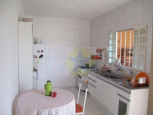 Chácara Com 3 Dormitórios À Venda, 2000 M² Por R$ 800.000,00 - Jardim Santa Lucia - Jarinu/sp - Ch0302