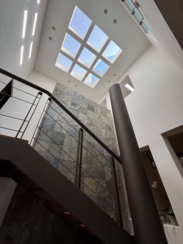 Casa En Venta En Claustros Del Sur. 8