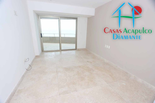 Imagen 16 de 29 de Cad Vidamar Ii A Ph 1. Sala A Doble Altura Con Terraza Y Vista Al Mar