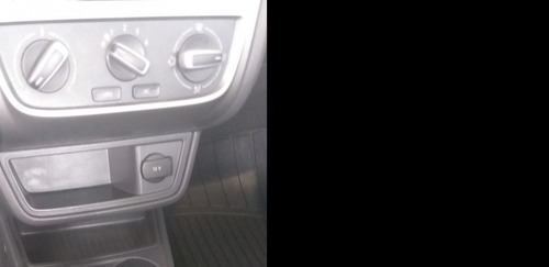Volkswagen Voyage 1.0 Mi 8v Flex 4p Manual 2014/2014