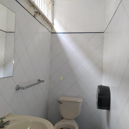 Imagen 8 de 14 de Local En Alquiler Sabana Grande