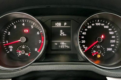 Imagen 23 de 25 de Volkswagen Passat 4 Pts Comfortline, 25l, Tiptronic, Cd, R