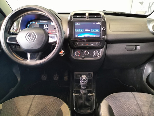 Renault Kwid 1.0 Outsider Mt