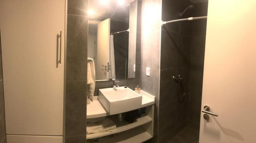 Imagen 4 de 13 de Monoambiente Venta Con Patio De Uso Exclusivo A Metros De Avenida!
