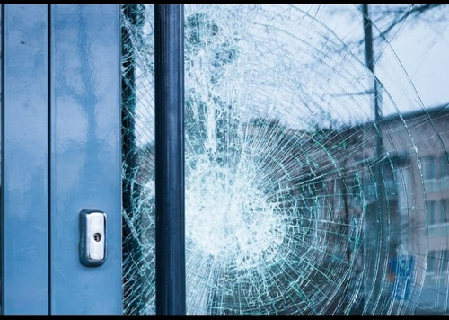Imagen 2 de 4 de Laminas De Seguridad Para Vidrios De Casas