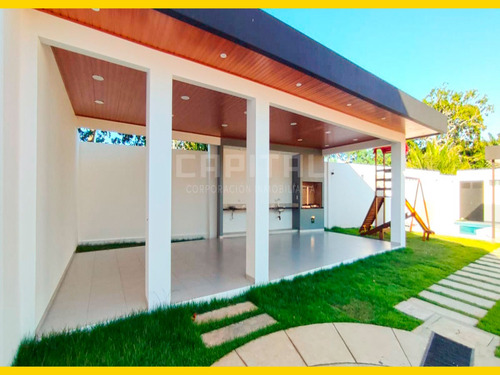 Alquilo Casa A Estrenar En Condominio En El Urubo