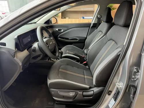 Kia K3 Cross Vibrant Mt