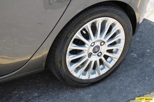 Ford Fiesta 1.6 Hatchback Titanium