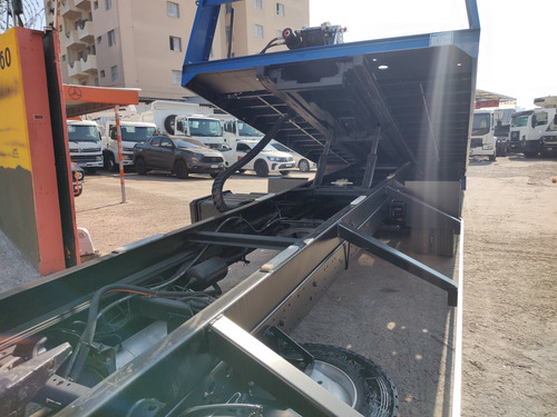 Volkswagen 13-160 6x2 Modelo 2018 Com Plataforma Guincho
