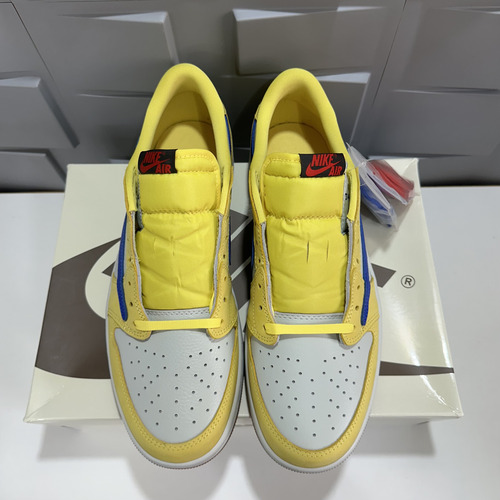 Air Jordan 1 Low Travis Scott Canary 44 (Usado)