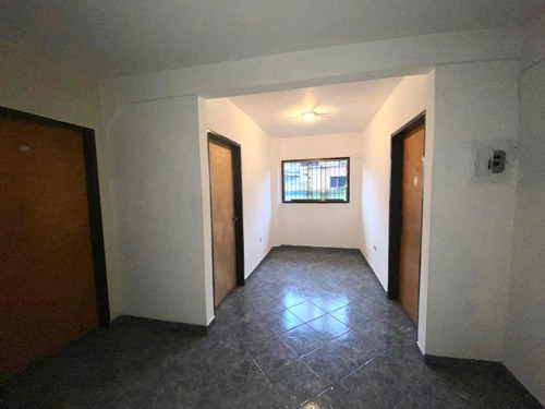 Imagen 4 de 11 de Se Vende Edif. Puente Hierro Cod: 5110739