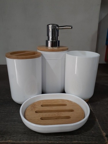 Imagen 5 de 9 de Set De Baño X4 Dispenser Portacepillo Vaso Jabonera Bambú