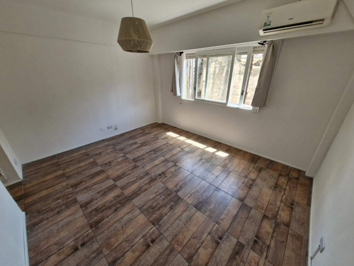 Venta Consultorio Renovado Impecable