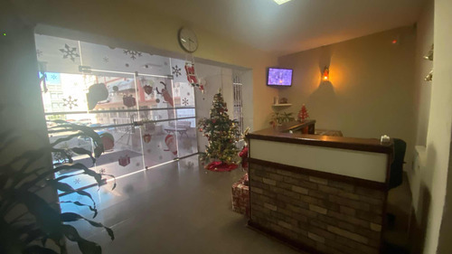 Vende-se Apartamento De 2 Quartos Em Icaraí