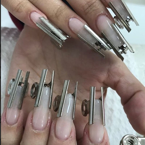 A Juego De Herramientas For Pellizcar Uñas: 6 Clips De