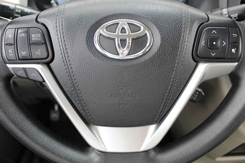 Imagen 15 de 15 de Toyota Sienna 2018 6 Cilindros