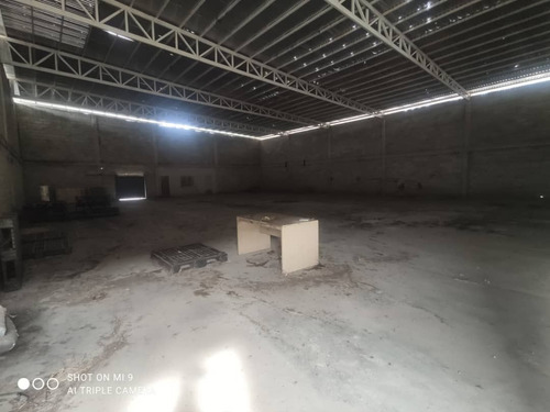 Imagen 14 de 15 de Venta De Galpon En Zona Industrial Palo Negro.