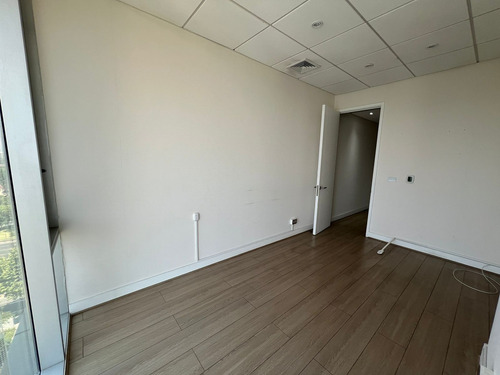 Oficina En Arriendo