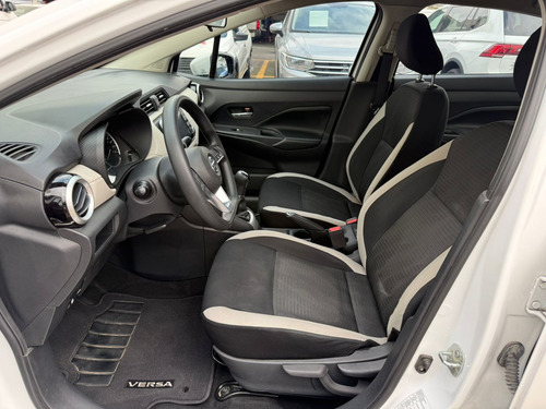 Nissan Versa 1.6 Advance Mt